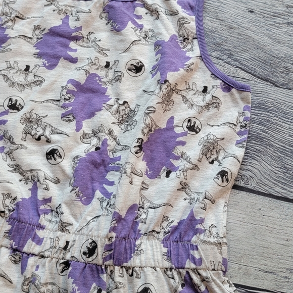 Jurassic Park dinosaur shorts jumper - Picture 3 of 5